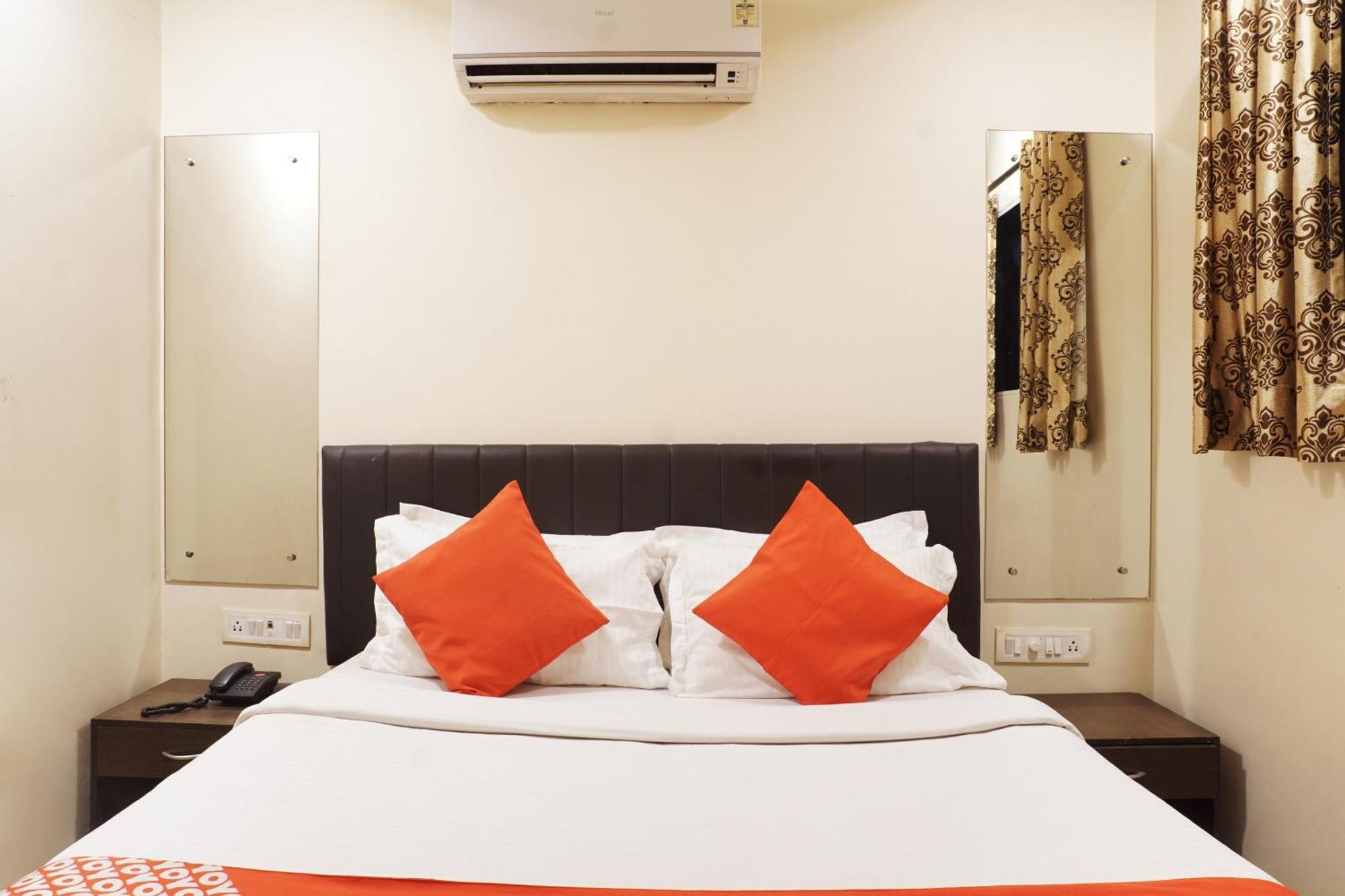 Oyo Hotel Paradise Mumbai Exteriör bild